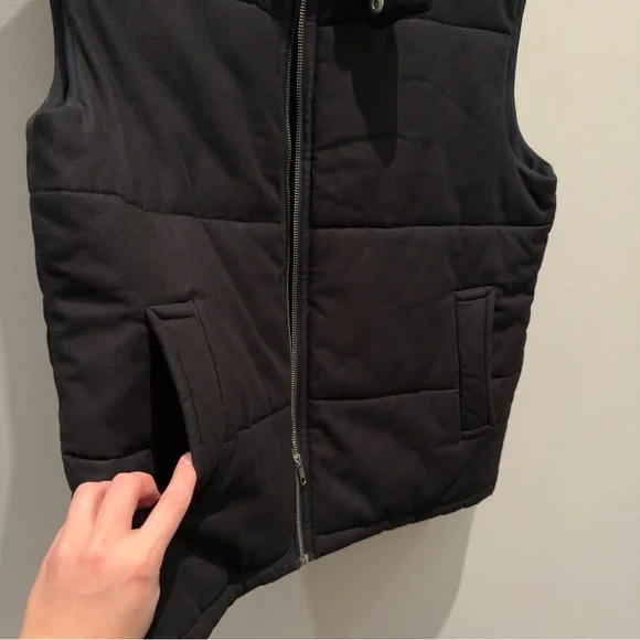 Sandro - Black Quilted Vest With Leather Collar Men’s Size XL